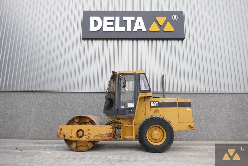 Caterpillar CS433C - Máy lăn: hình 1 Caterpillar CS433C - Máy lăn: hình 1