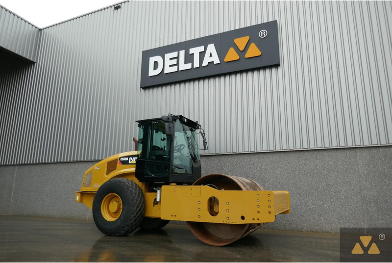 Caterpillar CS68B - Máy lăn: hình 3 Caterpillar CS68B - Máy lăn: hình 3