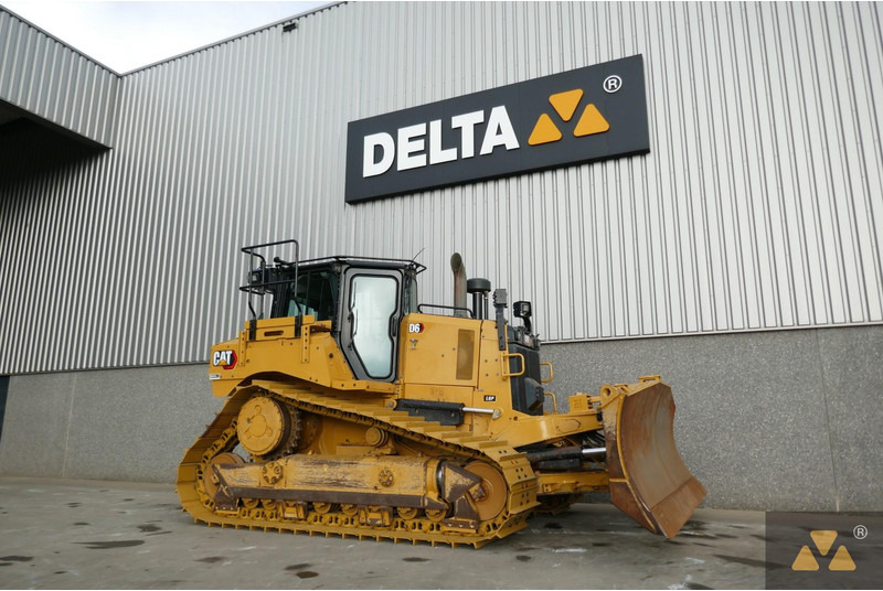 Caterpillar D6 LGP - Máy ủi: hình 3 Caterpillar D6 LGP - Máy ủi: hình 3