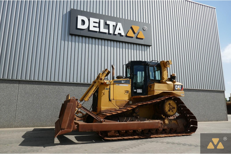 Caterpillar D6T LGP - Máy ủi: hình 4 Caterpillar D6T LGP - Máy ủi: hình 4