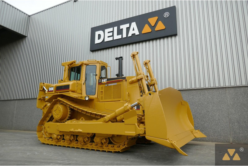 Caterpillar D8N - Máy ủi: hình 3 Caterpillar D8N - Máy ủi: hình 3
