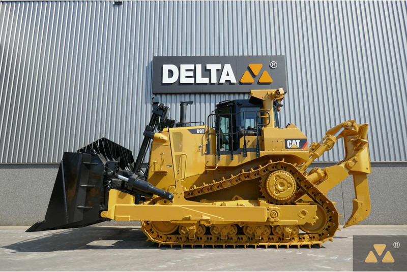 Caterpillar D9T - Máy ủi: hình 1 Caterpillar D9T - Máy ủi: hình 1