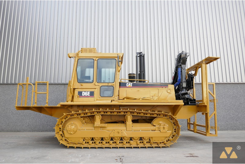 Caterpillar D6E Welding Tractor - Máy móc xây dựng: hình 2 Caterpillar D6E Welding Tractor - Máy móc xây dựng: hình 2