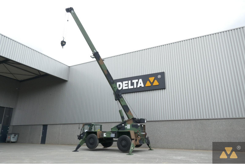 Terex LRT110 Ex- - Cẩu địa hình: hình 3 Terex LRT110 Ex- - Cẩu địa hình: hình 3