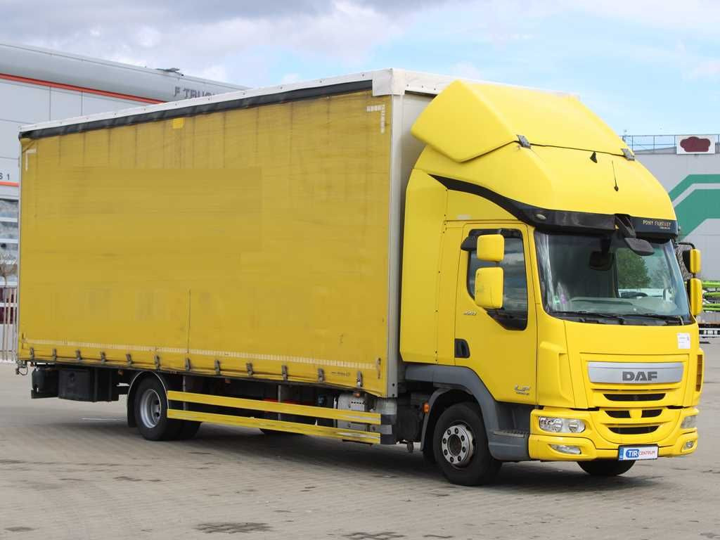 DAF LF 220FA, EURO 6, SLEEPING CABIN - Xe tải thùng mui bạt: hình 2 DAF LF 220FA, EURO 6, SLEEPING CABIN - Xe tải thùng mui bạt: hình 2