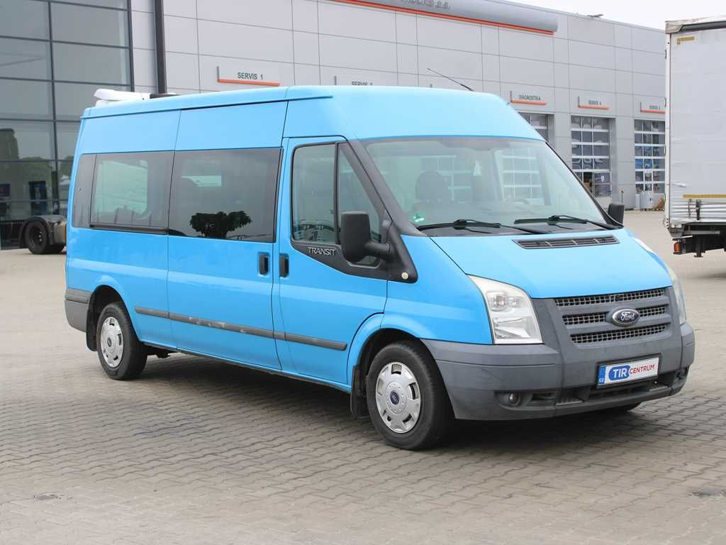 Ford Transit 300L, 9 SEATS - Xe van nhỏ gọn: hình 2 Ford Transit 300L, 9 SEATS - Xe van nhỏ gọn: hình 2
