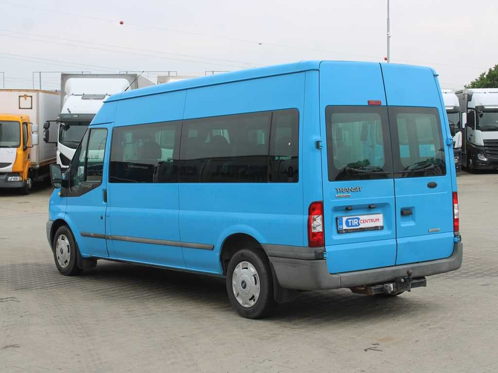 Ford Transit 300L, 9 SEATS - Xe van nhỏ gọn: hình 4 Ford Transit 300L, 9 SEATS - Xe van nhỏ gọn: hình 4