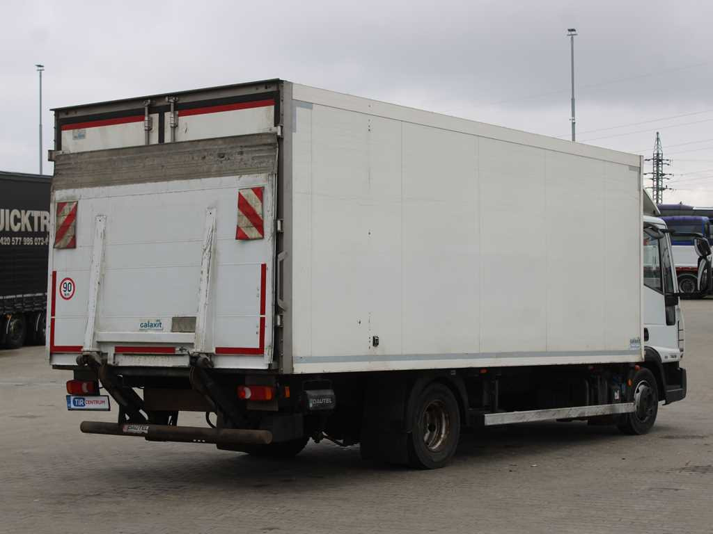 Iveco EUROCARGO 75E19, THERMO KING C - 450e, HYDRAULIC FRONT - Xe tải đông lạnh: hình 4 Iveco EUROCARGO 75E19, THERMO KING C - 450e, HYDRAULIC FRONT - Xe tải đông lạnh: hình 4