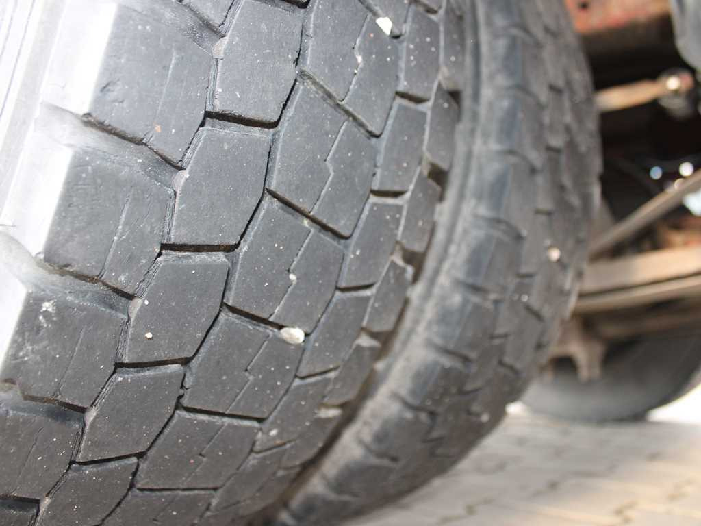 Xe tải hộp Iveco EUROCARGO ML75E17, HYDRAULIC FRONT, SLEEPING BODY: hình 17