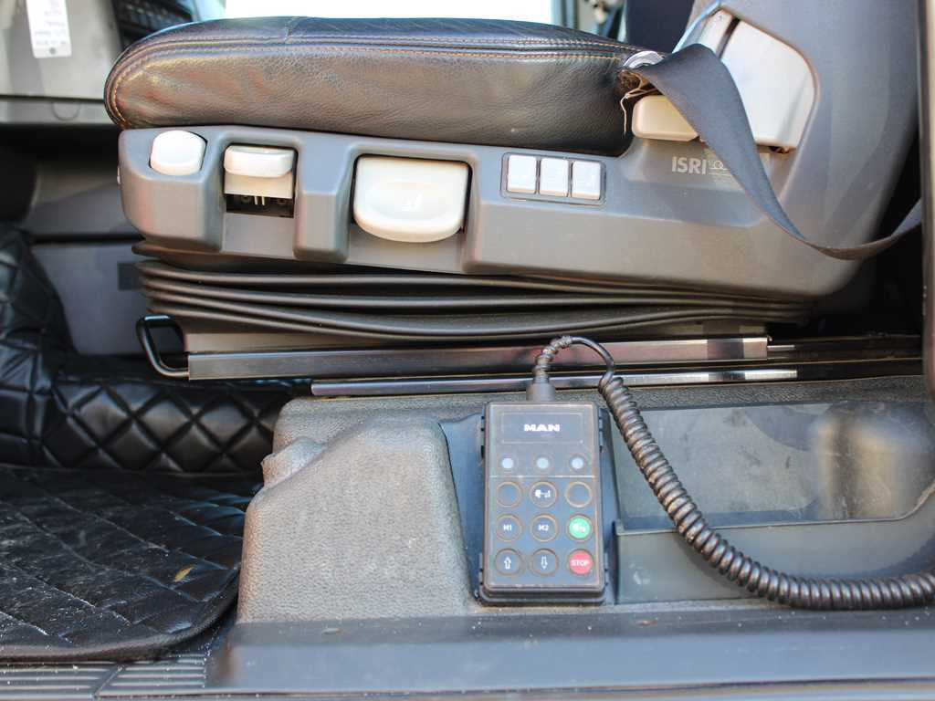 Xe đầu kéo MAN TGX 18.540, EURO 5, RETARDER: hình 7