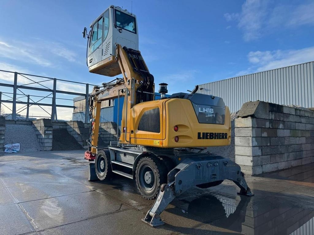 Liebherr LH 18 M - Máy cạp rác/ Công nghiệp: hình 3 Liebherr LH 18 M - Máy cạp rác/ Công nghiệp: hình 3