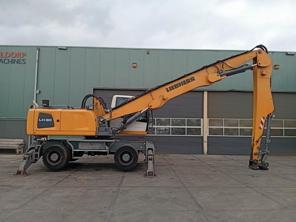 Liebherr LH 30 M - Máy cạp rác/ Công nghiệp: hình 5 Liebherr LH 30 M - Máy cạp rác/ Công nghiệp: hình 5