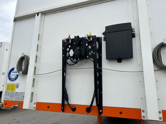 Berger SAPL 24 LTN Light, 5730 kg, 1A lift, 3A gelenkt - Sơ mi rơ moóc mui bạt: hình 5 Berger SAPL 24 LTN Light, 5730 kg, 1A lift, 3A gelenkt - Sơ mi rơ moóc mui bạt: hình 5