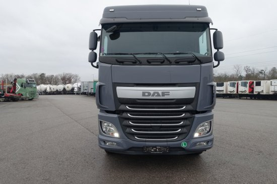 DAF FAT XF 510 mit Penz Ladekran 15Z8.70 inkl. Holzgreifer 6x4 - Xe chở gỗ: hình 2 DAF FAT XF 510 mit Penz Ladekran 15Z8.70 inkl. Holzgreifer 6x4 - Xe chở gỗ: hình 2