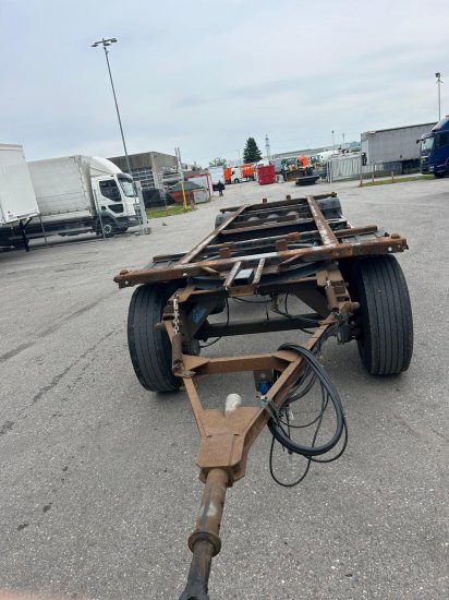 Kögel AW18, BDF-Lafette, BPW-Achsen - Xe chở container/ Rơ moóc hoán đổi thân: hình 5 Kögel AW18, BDF-Lafette, BPW-Achsen - Xe chở container/ Rơ moóc hoán đổi thân: hình 5