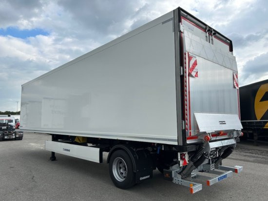 Krone SE City Kühler, TK SLXi 300, 1-Achsauflieger mit Hebebühne - Sơ mi rơ moóc đẳng nhiệt: hình 4 Krone SE City Kühler, TK SLXi 300, 1-Achsauflieger mit Hebebühne - Sơ mi rơ moóc đẳng nhiệt: hình 4