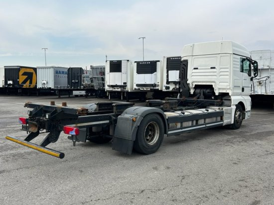 MAN TGX 18.460 XLX, 4x2, Euro 6, Standklima - Xe chở container/ Xe tải hoán đổi thân: hình 4 MAN TGX 18.460 XLX, 4x2, Euro 6, Standklima - Xe chở container/ Xe tải hoán đổi thân: hình 4