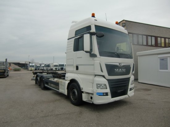 MAN TGX 26.460 XXL 6x2 Liftachse Euro 6 Unterfaltbühne - Xe chở container/ Xe tải hoán đổi thân: hình 3 MAN TGX 26.460 XXL 6x2 Liftachse Euro 6 Unterfaltbühne - Xe chở container/ Xe tải hoán đổi thân: hình 3