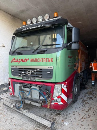 Volvo Roto Hochdruck Kehrmaschine 300 Bar, Beam A/S ,Voll Funktionstüchtig - Xe quét đường: hình 2 Volvo Roto Hochdruck Kehrmaschine 300 Bar, Beam A/S ,Voll Funktionstüchtig - Xe quét đường: hình 2