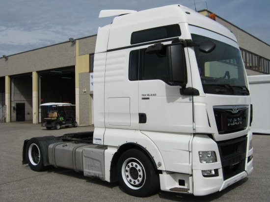 MAN TGX 18.440 XXL Low Deck, Retarder, Standklima, Euro 6, - Xe đầu kéo: hình 3 MAN TGX 18.440 XXL Low Deck, Retarder, Standklima, Euro 6, - Xe đầu kéo: hình 3