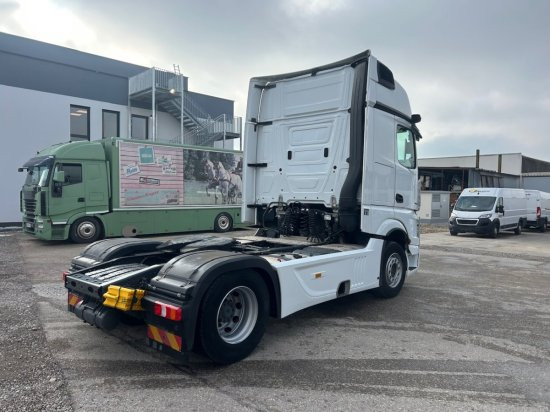 Mercedes-Benz 1851 Gigaspace, Retarder, Mirror-Cam, E6 - Xe đầu kéo: hình 4 Mercedes-Benz 1851 Gigaspace, Retarder, Mirror-Cam, E6 - Xe đầu kéo: hình 4