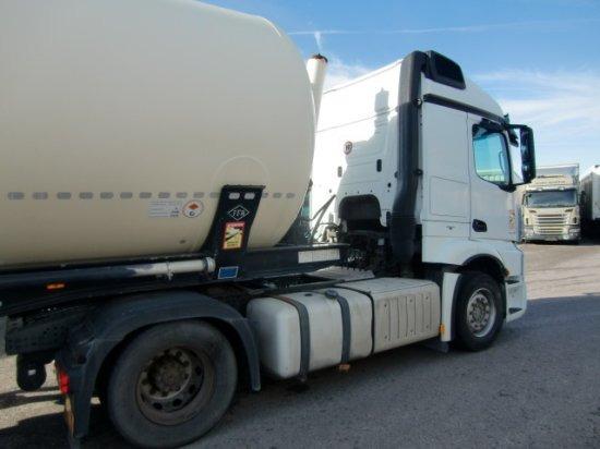 Mercedes-Benz Actros 1845, MP4 - Xe đầu kéo: hình 4 Mercedes-Benz Actros 1845, MP4 - Xe đầu kéo: hình 4