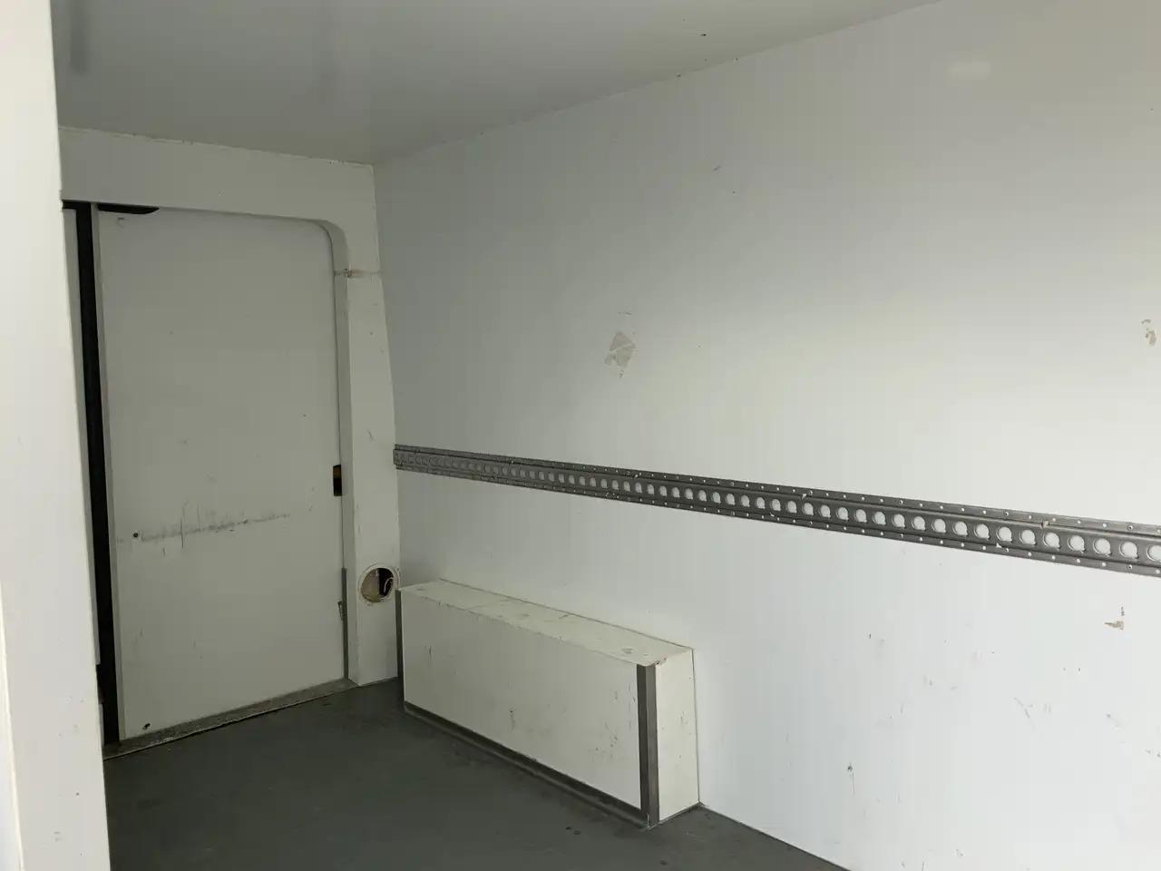 Ford Transit 350 2.0 TDCI L3H2 Trend Koelauto & Vries Automaat - Xe van đông lạnh: hình 5 Ford Transit 350 2.0 TDCI L3H2 Trend Koelauto & Vries Automaat - Xe van đông lạnh: hình 5