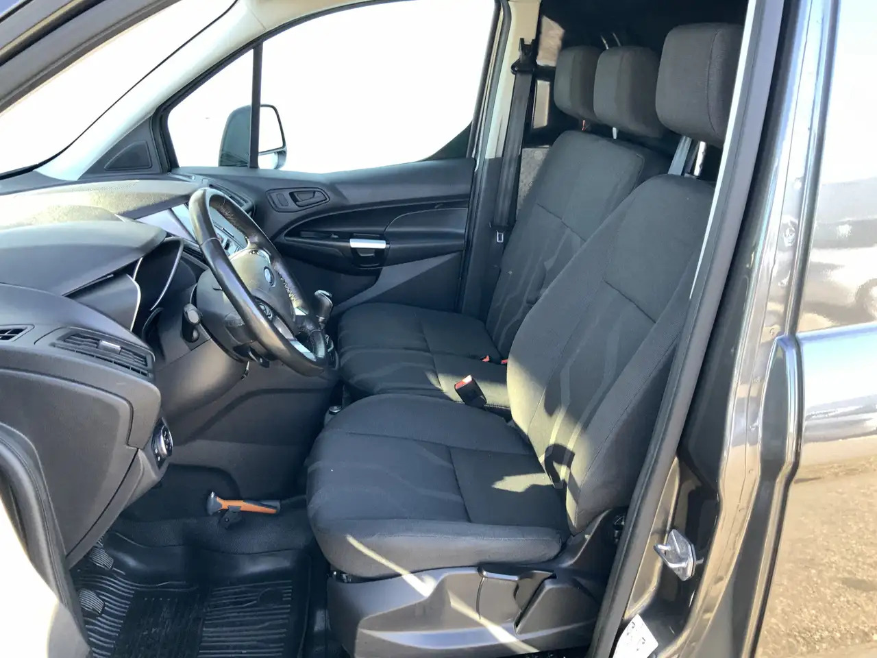 Ford Transit Connect 1.5 TDCI L2 Trend Airco Cruise 3 Zits DakDragers C - Xe van chở hàng: hình 4 Ford Transit Connect 1.5 TDCI L2 Trend Airco Cruise 3 Zits DakDragers C - Xe van chở hàng: hình 4