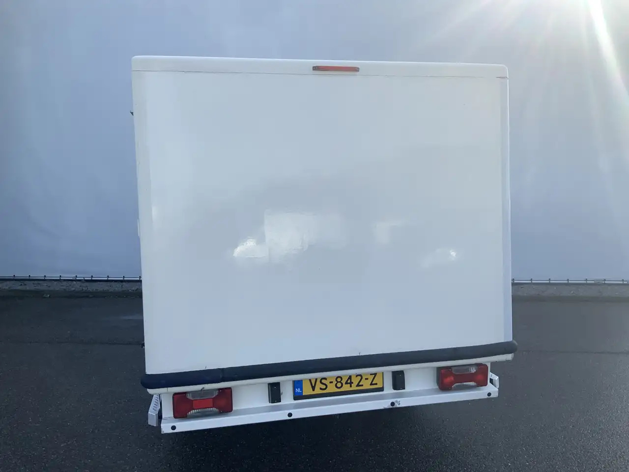 Iveco Daily 35S13 2.3 345 IJswagen -0.40 gr 10 deuren Euro 5 B - Xe tải nhỏ thùng kín: hình 2 Iveco Daily 35S13 2.3 345 IJswagen -0.40 gr 10 deuren Euro 5 B - Xe tải nhỏ thùng kín: hình 2
