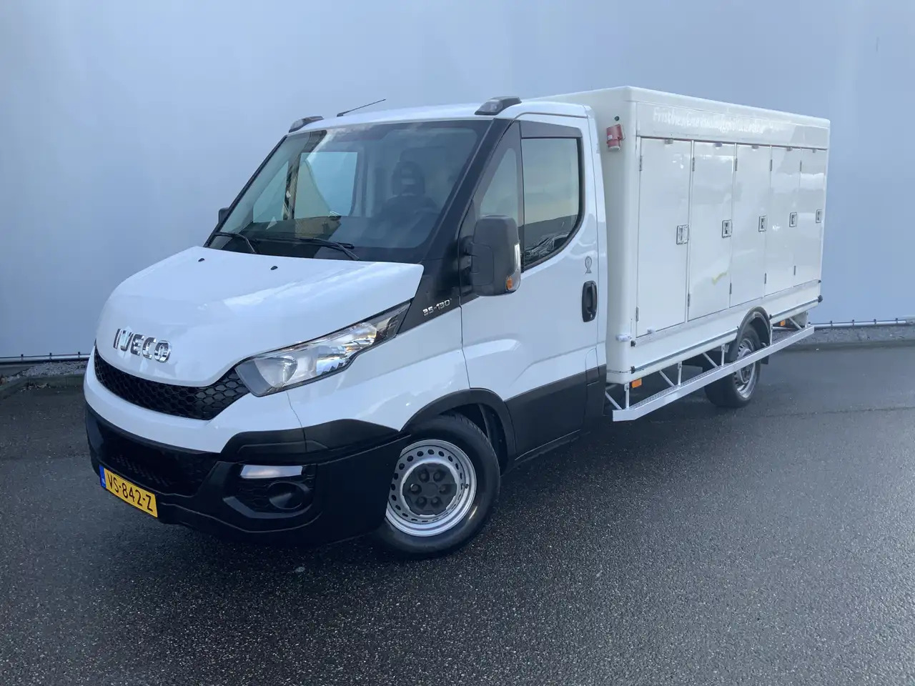 Iveco Daily 35S13 2.3 345 IJswagen -0.40 gr 10 deuren Euro 5 B - Xe tải nhỏ thùng kín: hình 1 Iveco Daily 35S13 2.3 345 IJswagen -0.40 gr 10 deuren Euro 5 B - Xe tải nhỏ thùng kín: hình 1