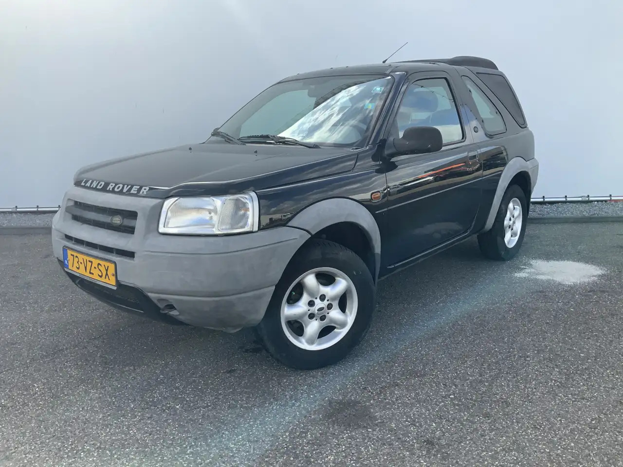 Land Rover Freelander Hardback 2.0 Td4 S Hard Top Grijs Kenteken Automaa - SUV: hình 1 Land Rover Freelander Hardback 2.0 Td4 S Hard Top Grijs Kenteken Automaa - SUV: hình 1