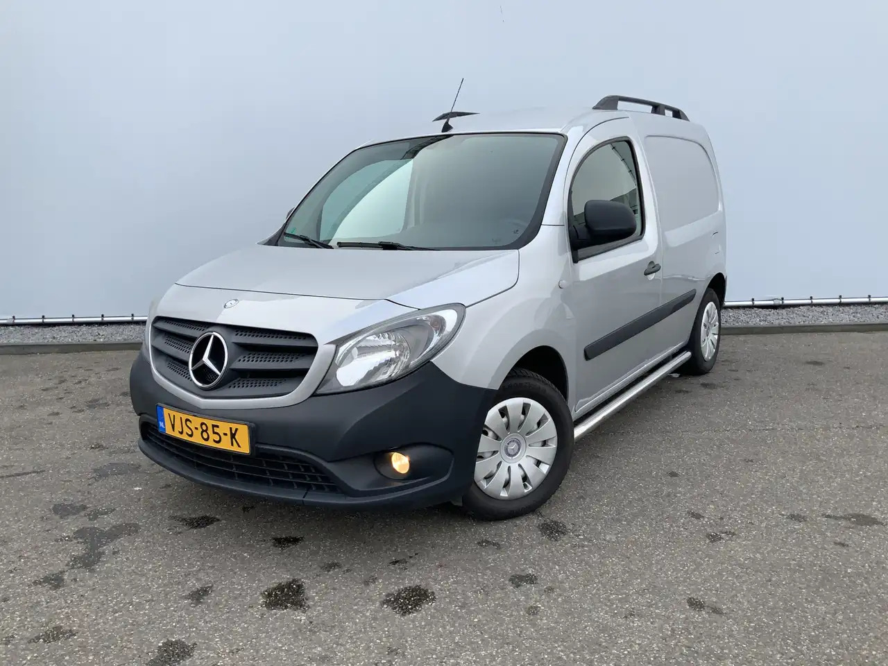 Mercedes-Benz Citan 109 CDI BlueEFFICIENCY Business Ambition Airco Tre - Xe van nhỏ gọn: hình 1 Mercedes-Benz Citan 109 CDI BlueEFFICIENCY Business Ambition Airco Tre - Xe van nhỏ gọn: hình 1