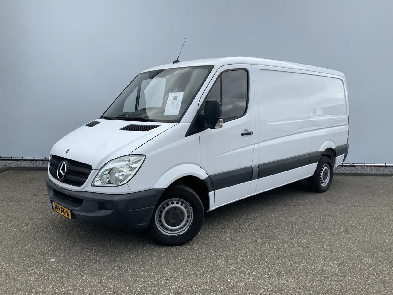 Mercedes-Benz Sprinter 311 2.2 CDI 366 L2 H1 Automaat Trekhaak 2800 kg 3 - Xe van chở hàng: hình 1 Mercedes-Benz Sprinter 311 2.2 CDI 366 L2 H1 Automaat Trekhaak 2800 kg 3 - Xe van chở hàng: hình 1