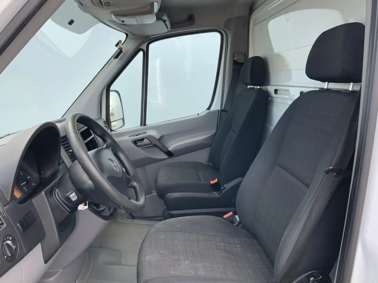 Mercedes-Benz Sprinter 311 2.2 CDI 366 ijsAuto - 40 C. Deuren 10 Euro 6 - Xe van đông lạnh: hình 4 Mercedes-Benz Sprinter 311 2.2 CDI 366 ijsAuto - 40 C. Deuren 10 Euro 6 - Xe van đông lạnh: hình 4