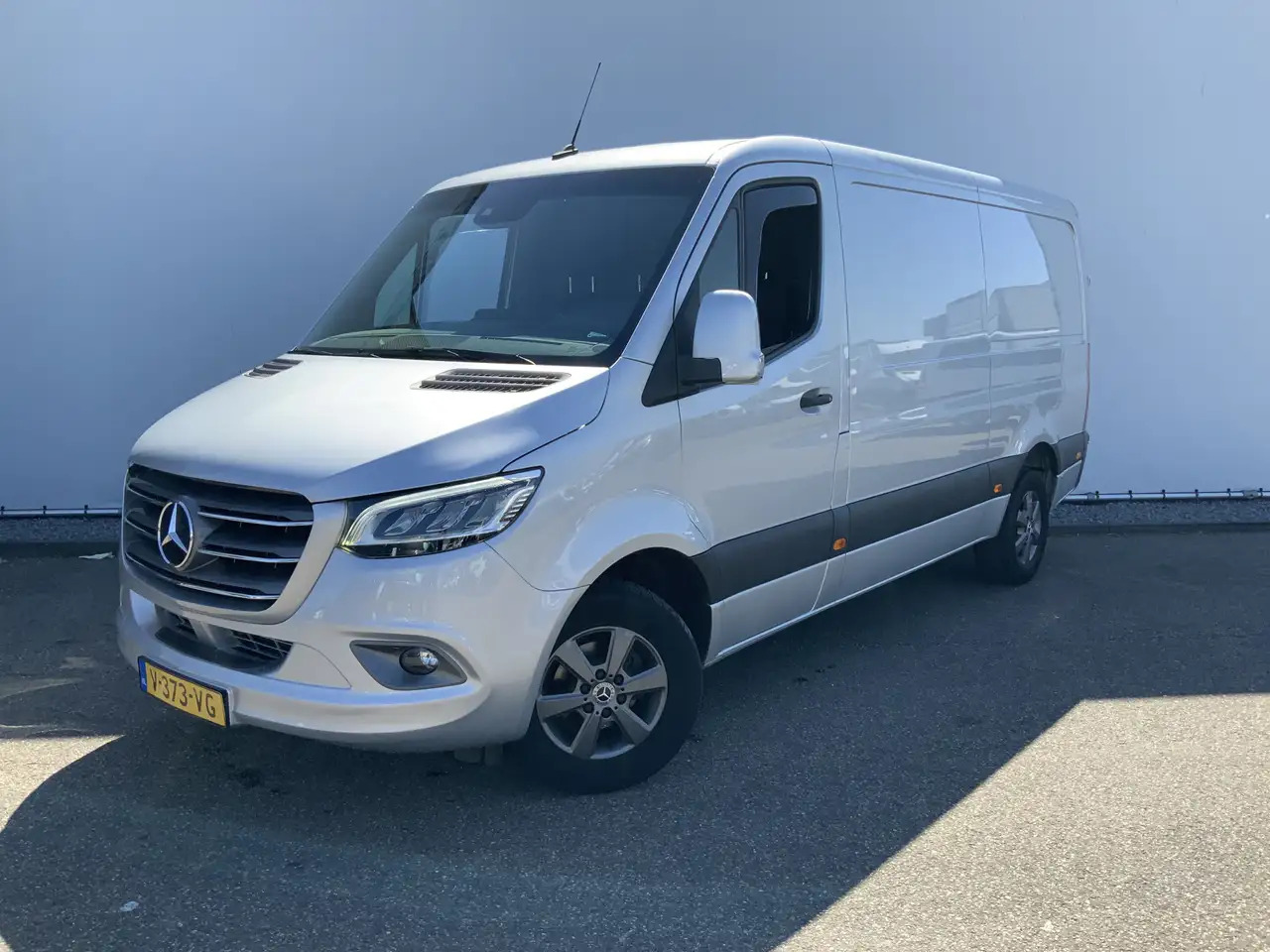 Mercedes-Benz Sprinter 314 2.2 CDI L2H1 Automaat Airco Cruise Aluvelg IMB - Xe van chở hàng: hình 1 Mercedes-Benz Sprinter 314 2.2 CDI L2H1 Automaat Airco Cruise Aluvelg IMB - Xe van chở hàng: hình 1