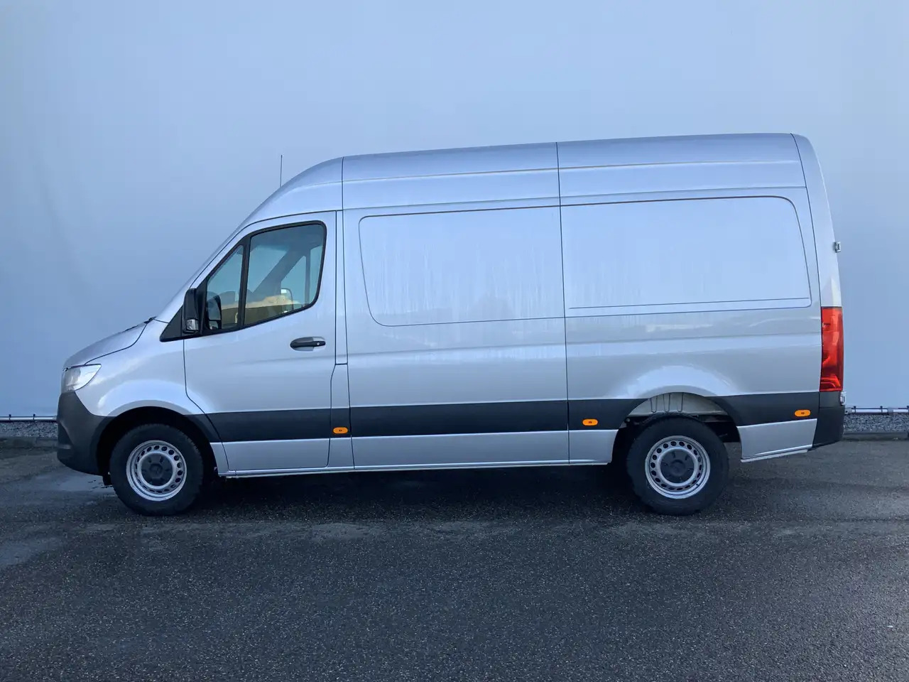 Mercedes-Benz Sprinter 315 1.9 CDI L2H2 Automaat 3 Zits Airco Navi Camera - Xe van chở hàng: hình 3 Mercedes-Benz Sprinter 315 1.9 CDI L2H2 Automaat 3 Zits Airco Navi Camera - Xe van chở hàng: hình 3