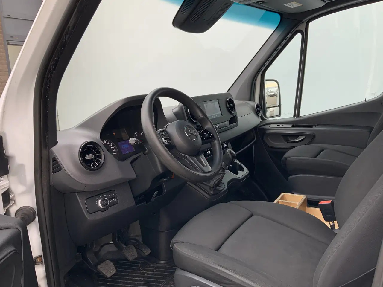 Mercedes-Benz Sprinter 316 2.2 CDI L2H2 Airco Cruise Camera Navi Trekhaak - Xe van chở hàng: hình 4 Mercedes-Benz Sprinter 316 2.2 CDI L2H2 Airco Cruise Camera Navi Trekhaak - Xe van chở hàng: hình 4