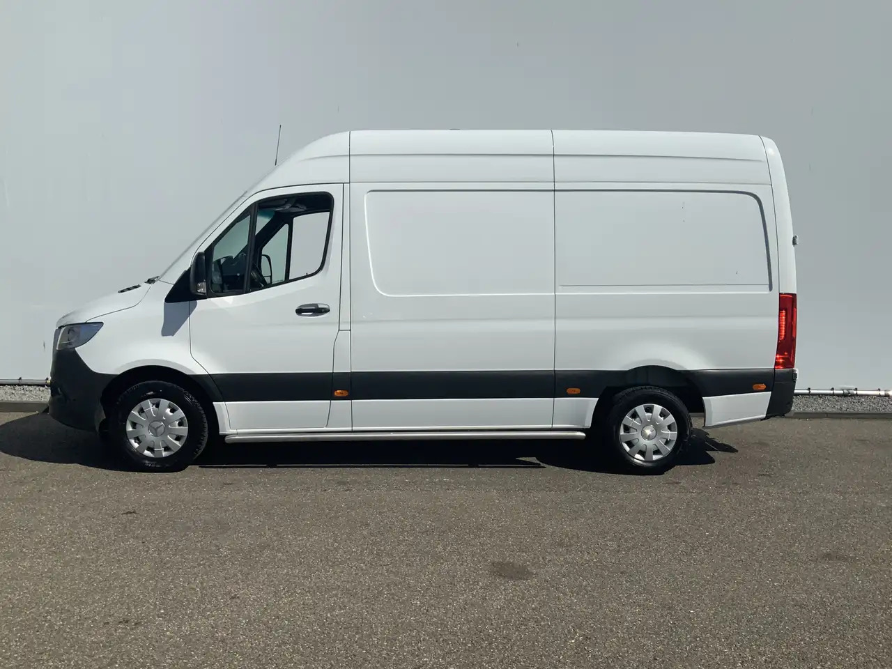 Mercedes-Benz Sprinter 316 2.2 CDI L2H2 DC Automaat Cruise Airco 3 Zits W - Xe van chở hàng: hình 3 Mercedes-Benz Sprinter 316 2.2 CDI L2H2 DC Automaat Cruise Airco 3 Zits W - Xe van chở hàng: hình 3