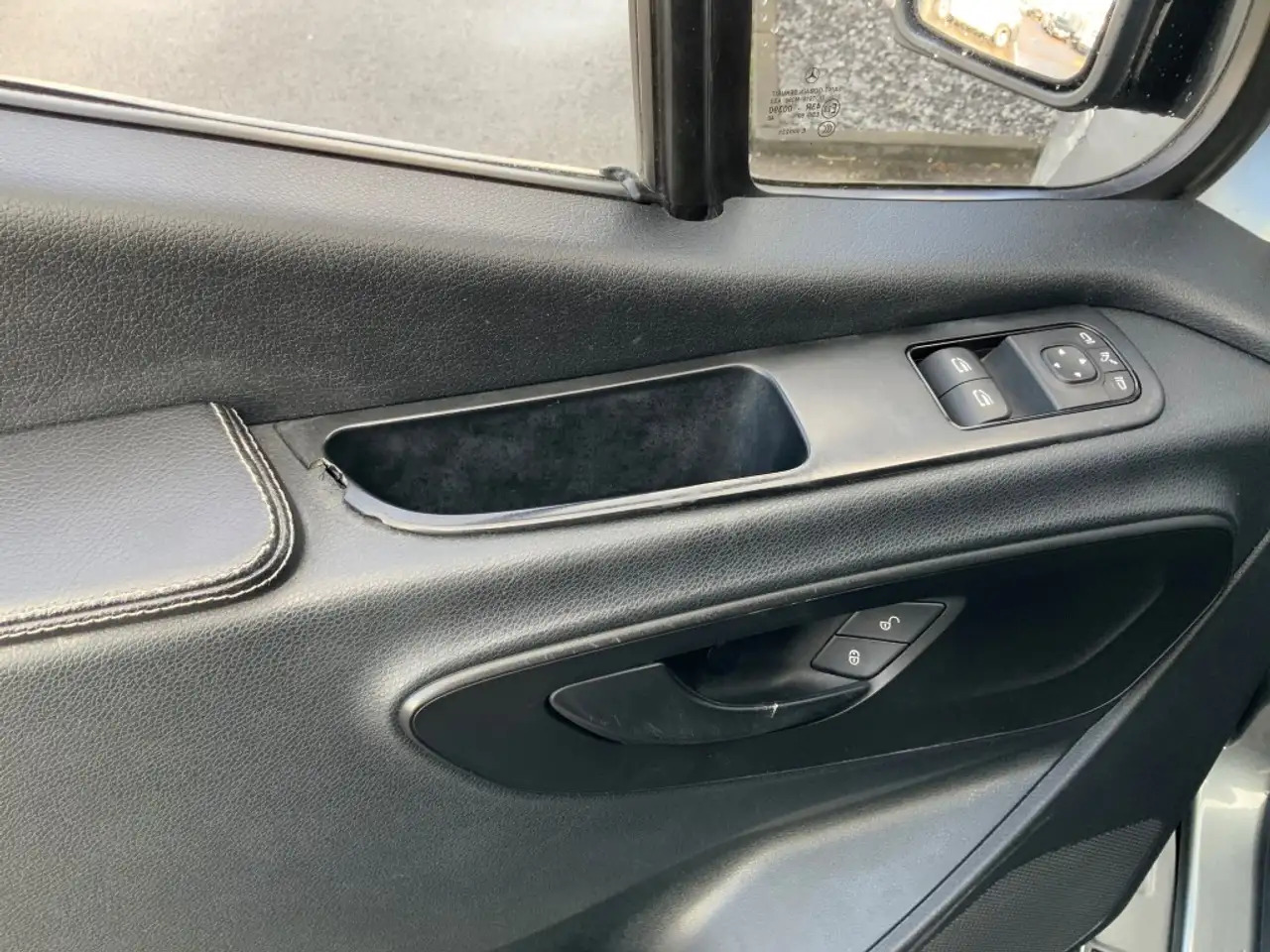 Xe van chở hàng Mercedes-Benz Sprinter 319 3.0 CDI Autom.L2H2 Airco Cruise 3 Zits MBux 10: hình 14