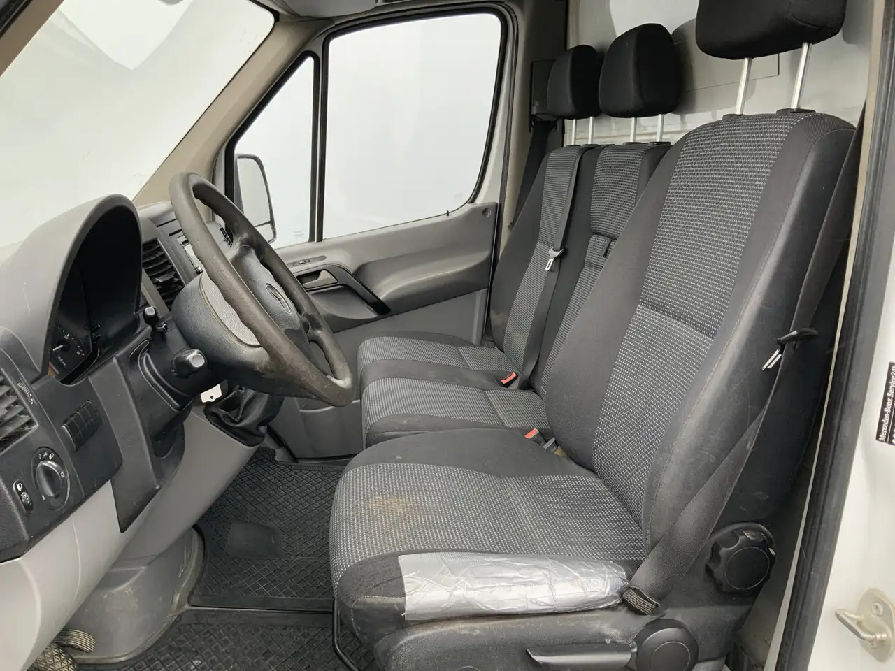 Mercedes-Benz Sprinter 513 2.2 CDI 432 Meubelbak & Deuren 3 Zits Cruise T - Xe tải nhỏ thùng kín: hình 4 Mercedes-Benz Sprinter 513 2.2 CDI 432 Meubelbak & Deuren 3 Zits Cruise T - Xe tải nhỏ thùng kín: hình 4