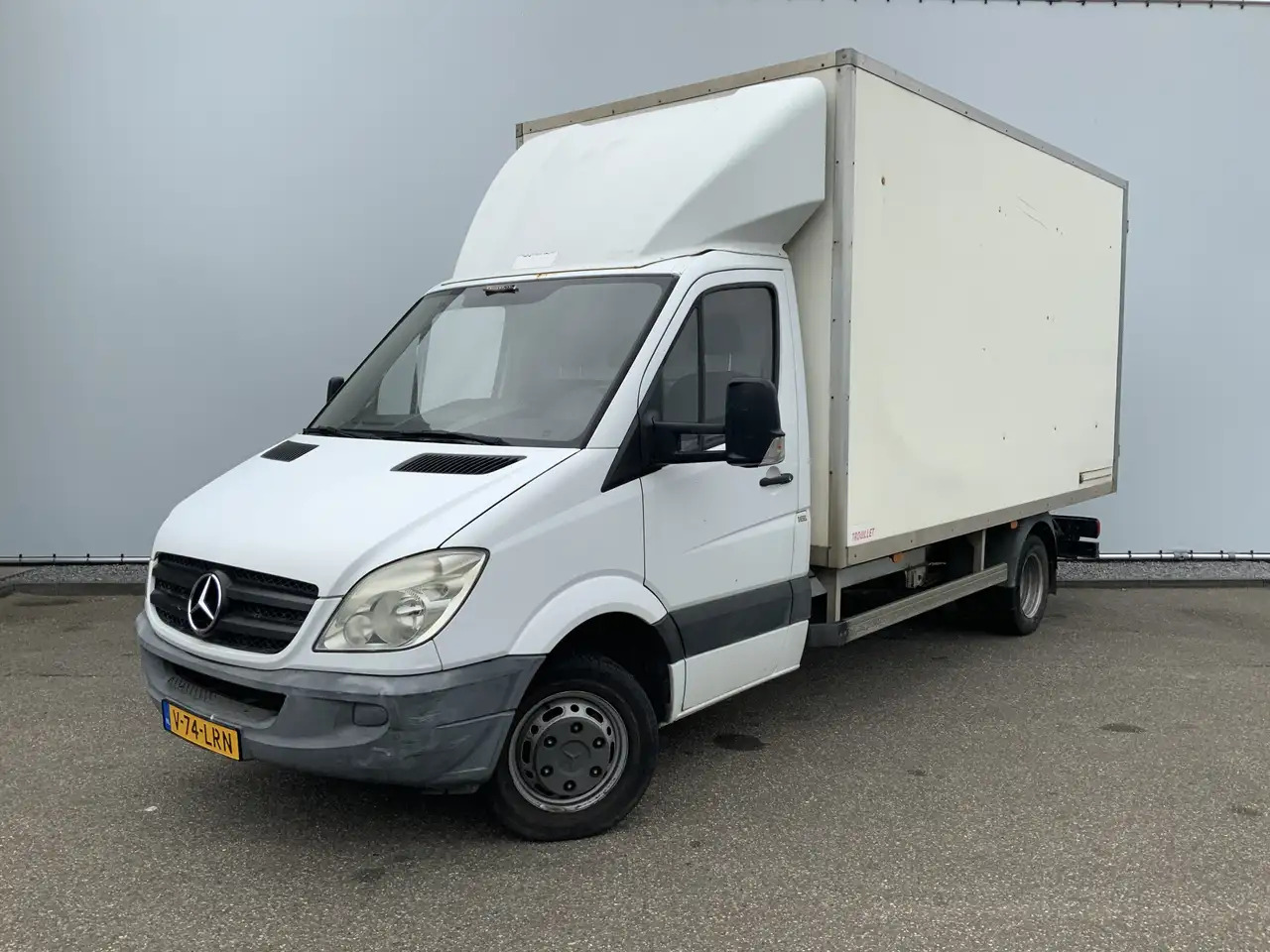 Mercedes-Benz Sprinter 513 2.2 CDI 432 Meubelbak & Deuren 3 Zits Cruise T - Xe tải nhỏ thùng kín: hình 1 Mercedes-Benz Sprinter 513 2.2 CDI 432 Meubelbak & Deuren 3 Zits Cruise T - Xe tải nhỏ thùng kín: hình 1