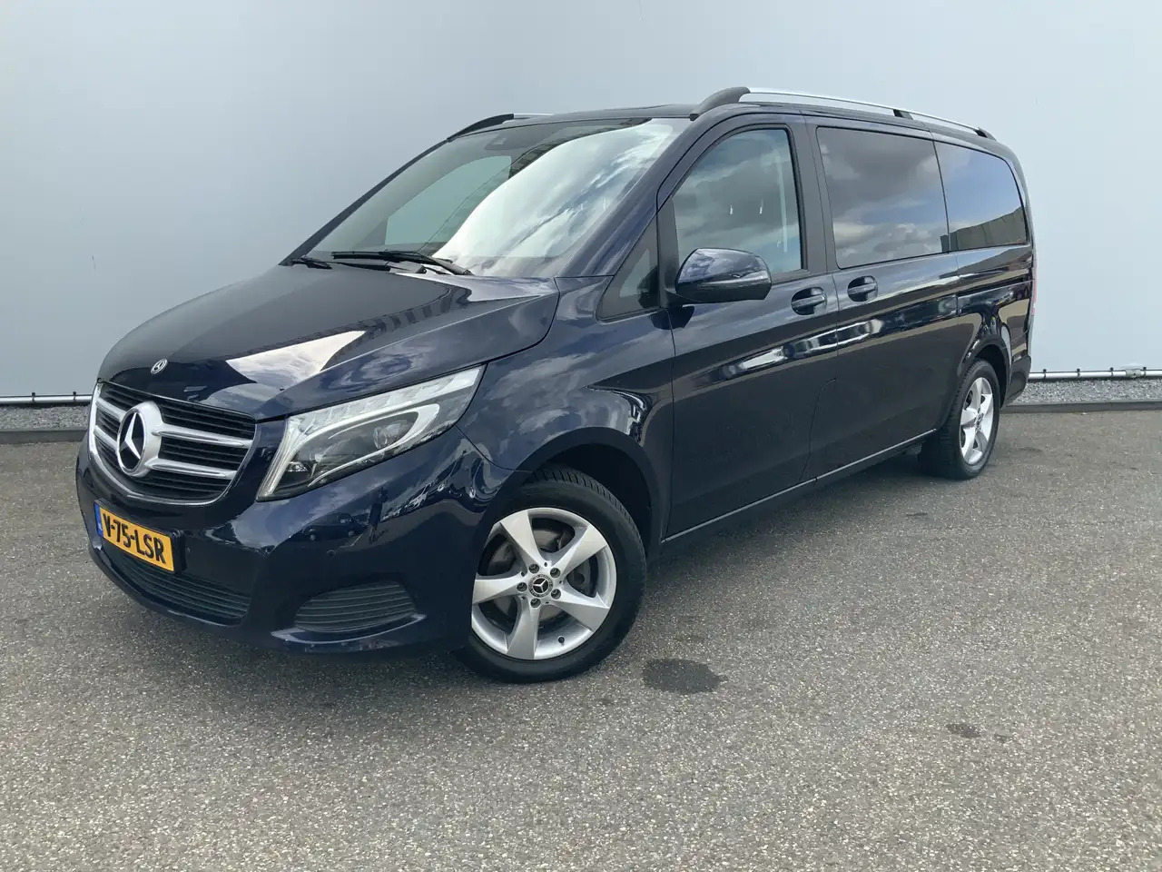 Mercedes-Benz V 220 220d Lang Automaat Avantgarde Edition Dub Cab Leer - Xe tải van: hình 1 Mercedes-Benz V 220 220d Lang Automaat Avantgarde Edition Dub Cab Leer - Xe tải van: hình 1