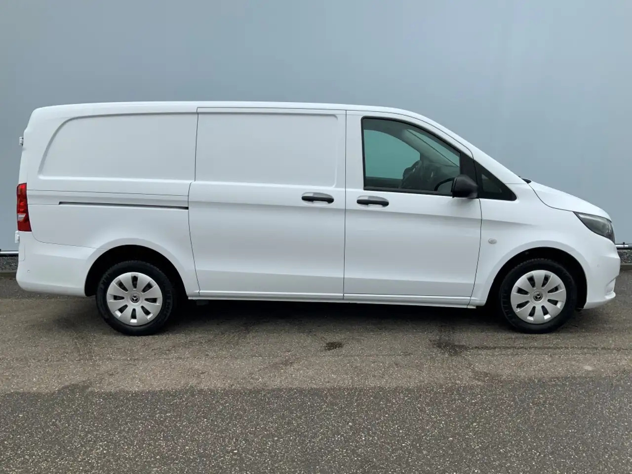 Mercedes-Benz Vito 110 CDI L2 Airco Cruise 2 Zits Euro 6 - Xe van nhỏ gọn: hình 4 Mercedes-Benz Vito 110 CDI L2 Airco Cruise 2 Zits Euro 6 - Xe van nhỏ gọn: hình 4