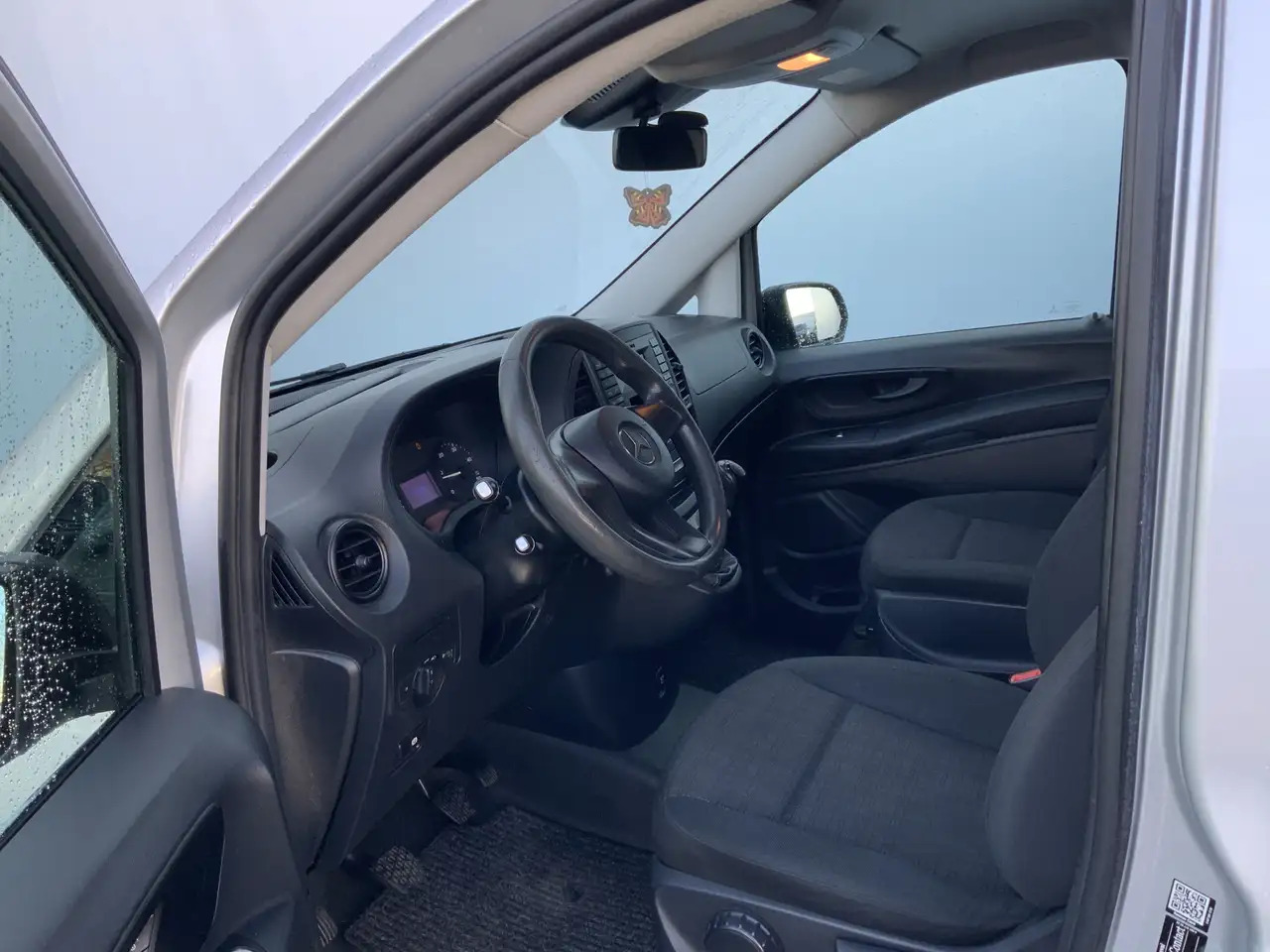 Mercedes-Benz Vito 114 CDI Airco Cruise Euro 5 - Xe van nhỏ gọn: hình 3 Mercedes-Benz Vito 114 CDI Airco Cruise Euro 5 - Xe van nhỏ gọn: hình 3