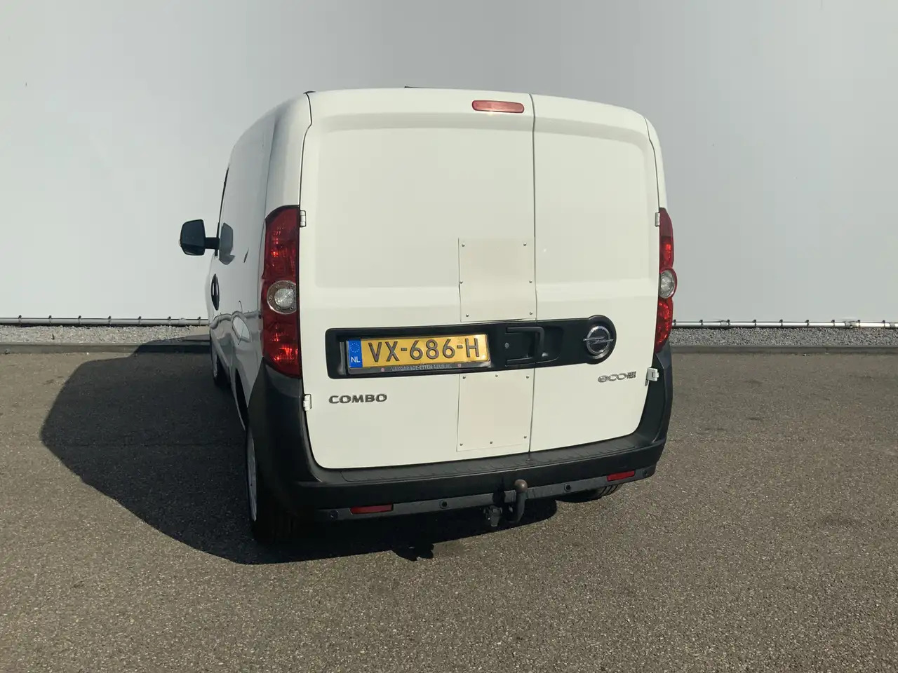 Opel Combo 1.3 CDTi L1H1 EXPORT ecoFLEX Edition Airco Trekhaa - Xe van nhỏ gọn: hình 2 Opel Combo 1.3 CDTi L1H1 EXPORT ecoFLEX Edition Airco Trekhaa - Xe van nhỏ gọn: hình 2