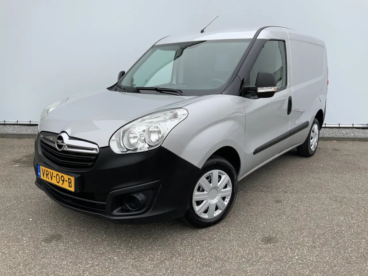 Opel Combo 1.3 CDTi L1H1 Edition Airco Euro 6 - Xe van nhỏ gọn: hình 1 Opel Combo 1.3 CDTi L1H1 Edition Airco Euro 6 - Xe van nhỏ gọn: hình 1