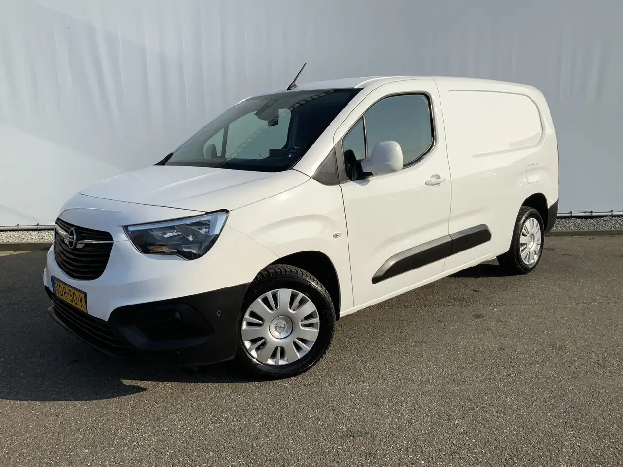 Opel Combo 1.5D L2H1 Edition Automaat Cruise Navi Airco Winte - Xe van nhỏ gọn: hình 1 Opel Combo 1.5D L2H1 Edition Automaat Cruise Navi Airco Winte - Xe van nhỏ gọn: hình 1