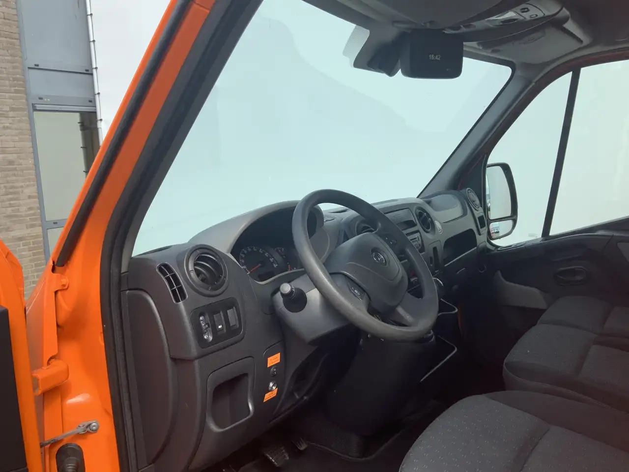 Opel Movano 2.3 CDTI L2H3 Airco Cruise 3 Zits Trekhaak 2500 kg - Xe van chở hàng: hình 5 Opel Movano 2.3 CDTI L2H3 Airco Cruise 3 Zits Trekhaak 2500 kg - Xe van chở hàng: hình 5