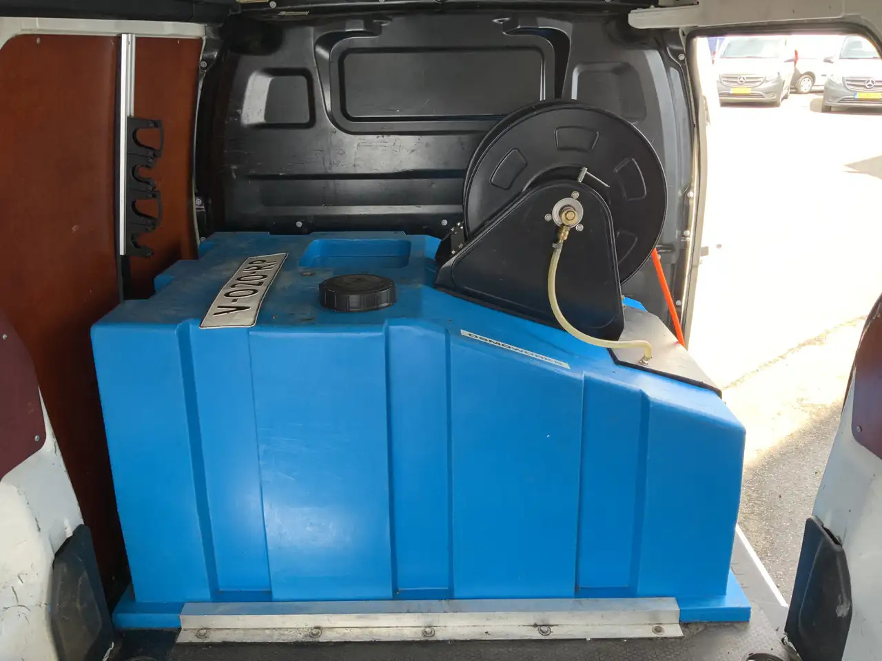 Peugeot Expert glazenwasser 226S 1.6 BlueHDI 115 Inbouw 530 liter - Xe van chở hàng, Tiện ích/ Xe đặc dụng: hình 3 Peugeot Expert glazenwasser 226S 1.6 BlueHDI 115 Inbouw 530 liter - Xe van chở hàng, Tiện ích/ Xe đặc dụng: hình 3