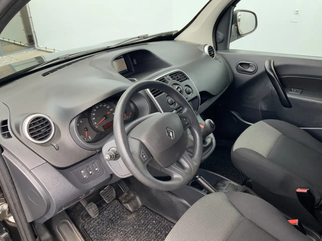 Xe van nhỏ gọn Renault Kangoo 1.5 dCi 90 Energy Comfort Plus .Sortimo Kasten Com: hình 7